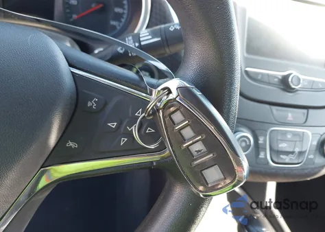 2018 Chevrolet Malibu Lt z USA, uszkodzony, nr VIN 1G1ZD5STXJF268187